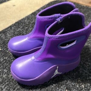 Kids Purple Jordan Boot